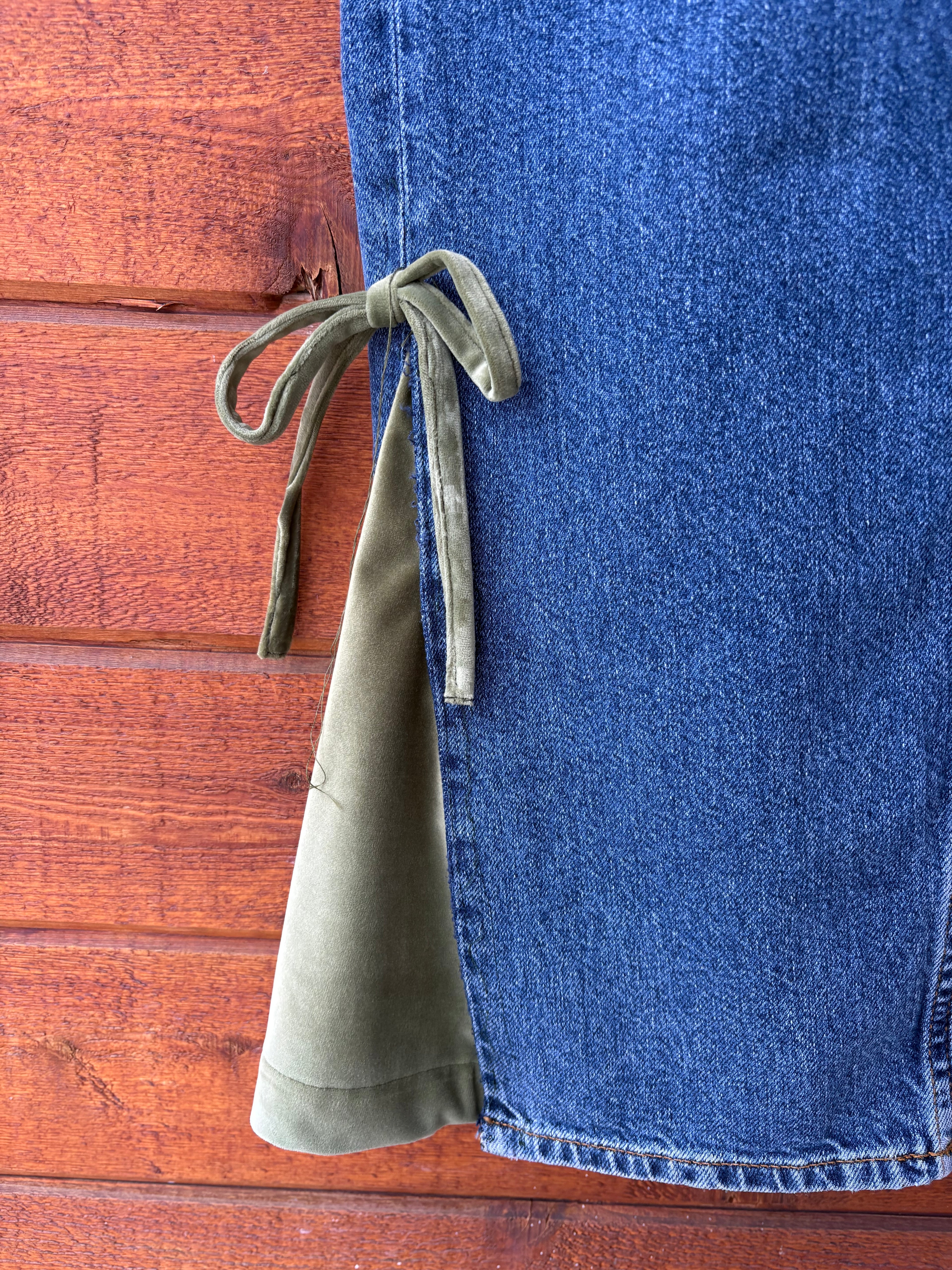 Two Tone Jeans with Green Velvet
