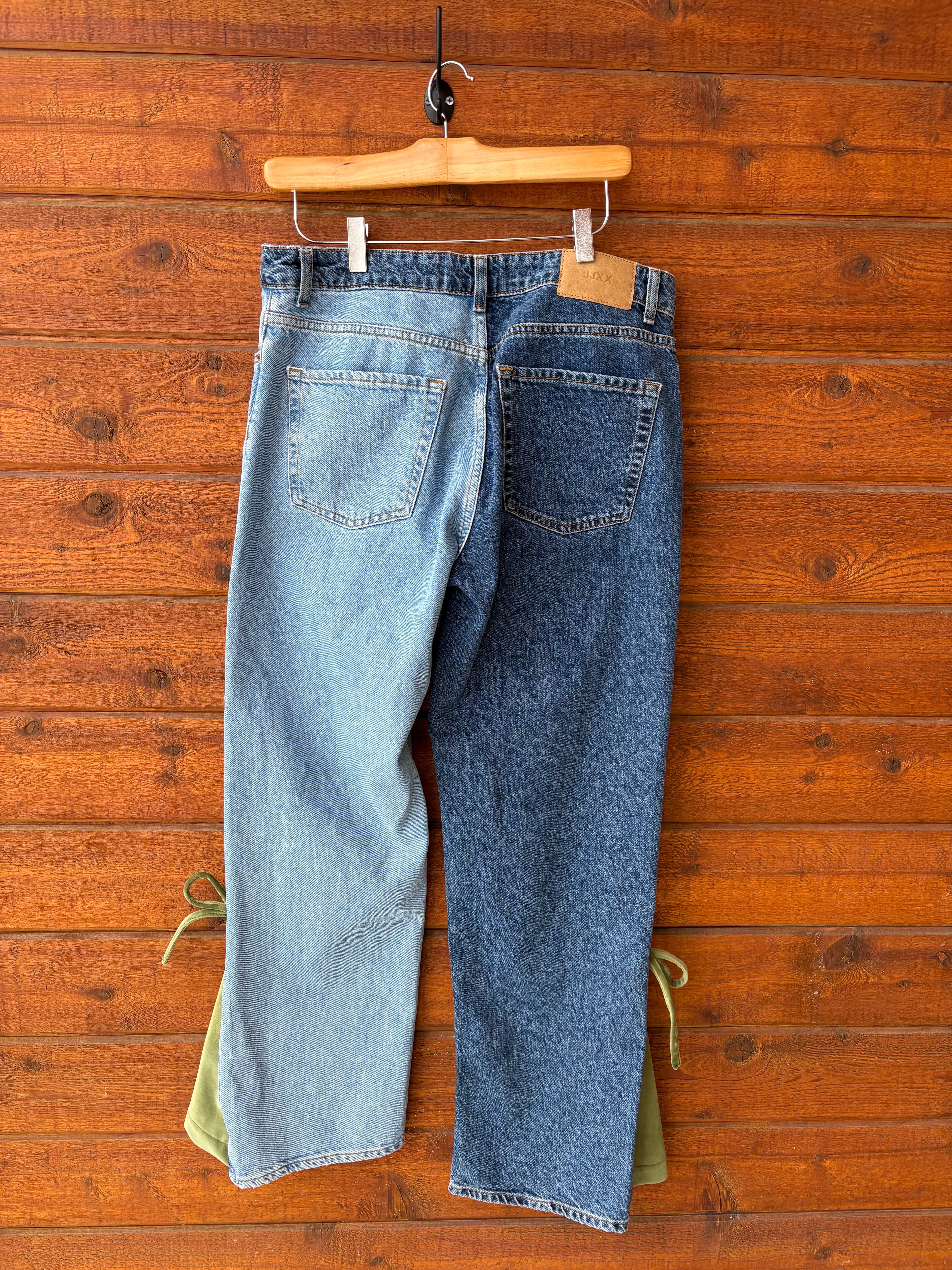 Two Tone Jeans with Green Velvet